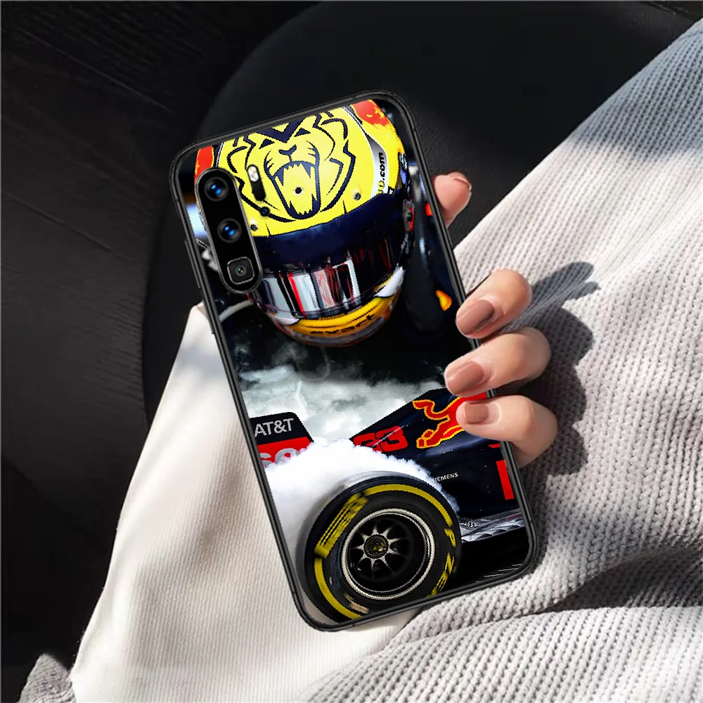 

F1 Racer 33 Number Phone Case For Huawei P Mate 10 20 30 40 Lite Pro smart Z 2019 nova 5t black Etui Luxury Shell Soft Cell