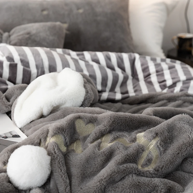 Зимние Бархатные постельные принадлежности с серыми заячьими ушками набор