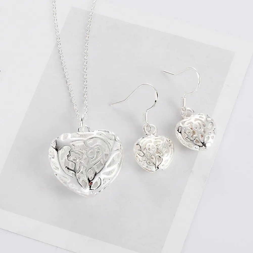 

Fashion Heart Shape Hollow Hanging Drop Ear Hook Earring Pendant Necklace Set