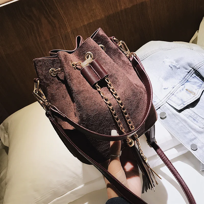 2019 высококачественные женские замшевые сумки на плечо мешки с кисточками для