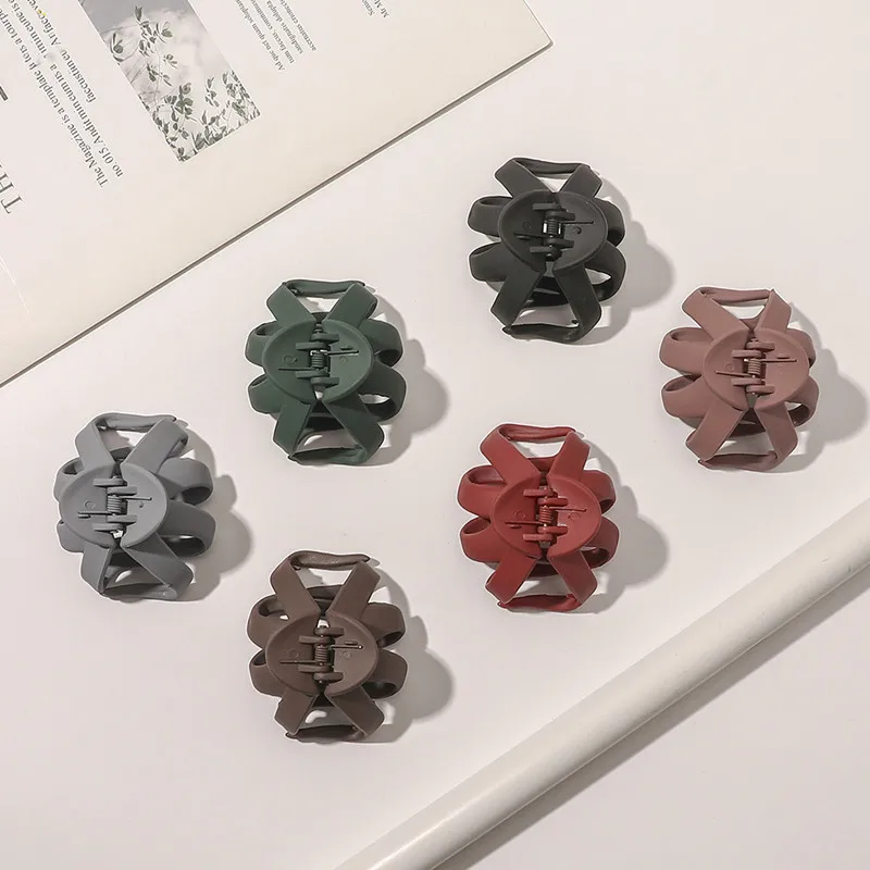 

Fashion Crab Hair Claws New Octopus Hair Clips Ponytail Holder Elegant Hairpins Headwear For Women Girls Hair Accessories