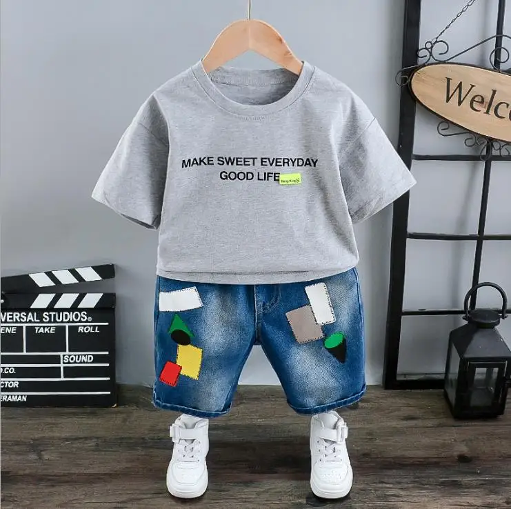

New Baby Boys Clothes Sets Summer Cotton Letter Printed Kids T Shirt + Shorts Pants Sets 2PCS Children Cartoons Suit 2-7years