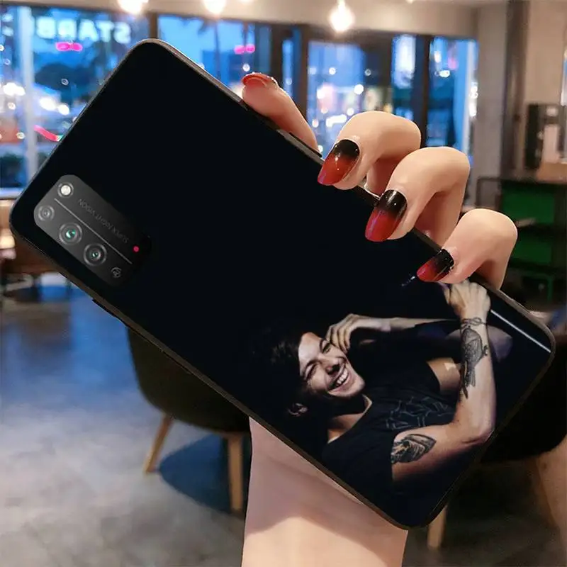 

One Direction Louis Tomlinson Shell Phone Case for Huawei Honor 30 20 10 9 8 8x 8c v30 Lite view pro