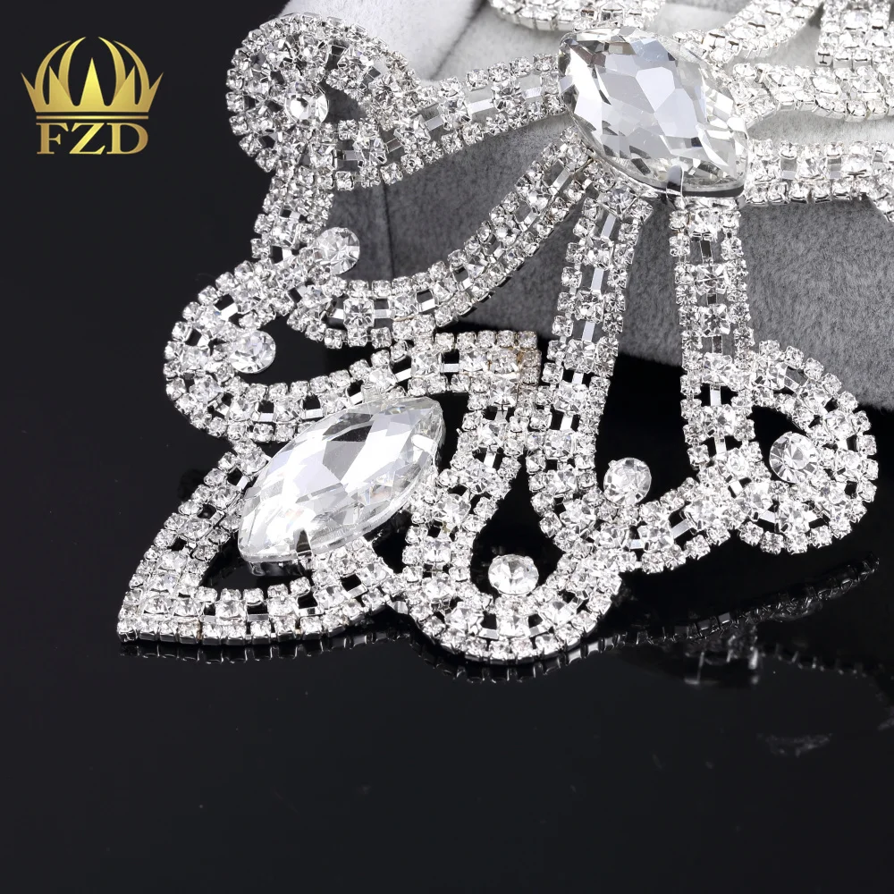 Wholesale 30 Pieces 19*10cm Metal Rhinestones metal trims clear rhinestone applique bridal hair dancing dress hat sewing | Дом и сад