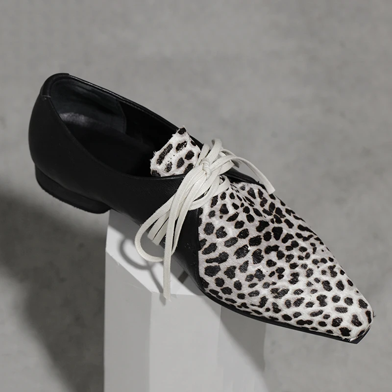 

Spring Summer Retro Leopard Print Single Shoes New British Style Leather Horsehair Lazy Shoes Pointed Toe Lace-up Casual Shoes