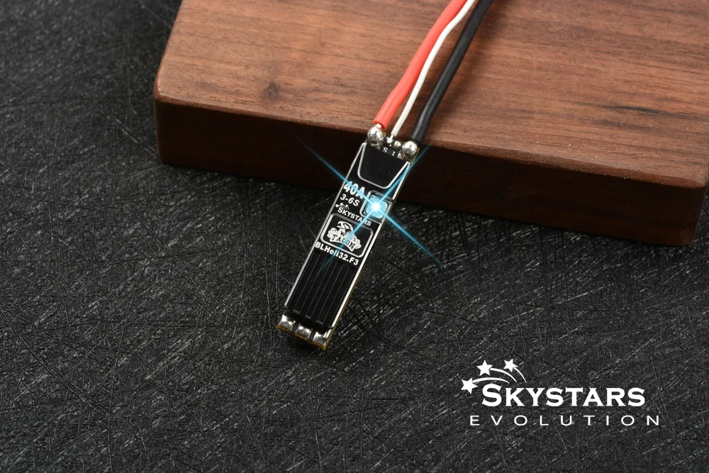 4PCS Skystars Slim40A 40A Blheli_32 F3 MCU 3-6S Бесщеточный регулятор скорости для QAV 170-330 RC для моделей гоночных FPV, аксессуары хорошего качества.