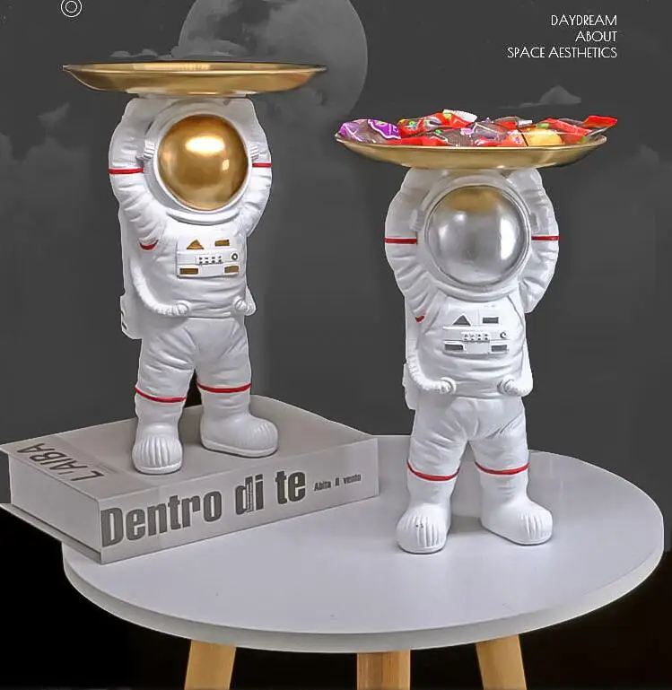 

European Astronaut Key Storage Tray Resin Accessories Home Livingroom Desktop Figurines Decoration Dining Table Sculpture Crafts