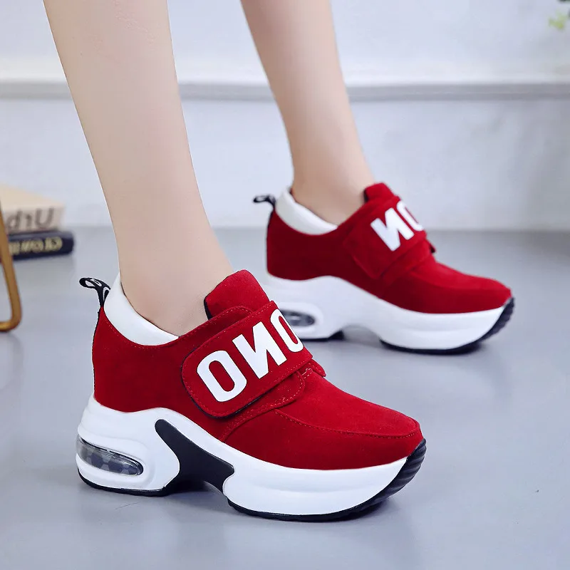 

Nieuwe Vrouwen Gevulkaniseerd Schoenen Повседневная танкетка платформа эластичная лента для осени женские кроссовки