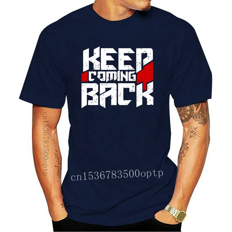 

Новая футболка с надписью «Keep Back» для празднования реабилитации