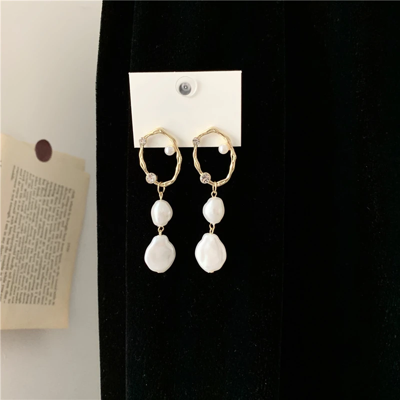 Классический нерегулярные металлический обруч жемчуг Резина свисающие серьги в
