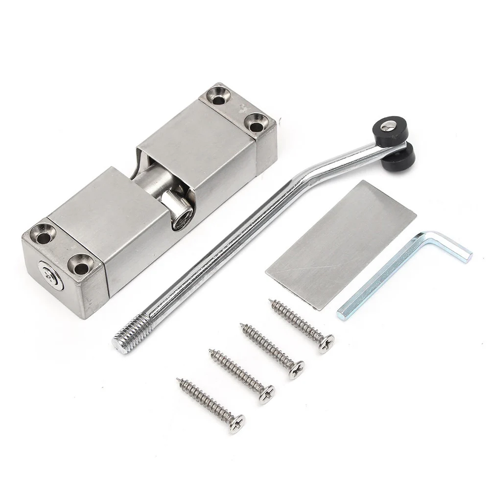 Замок самозапирающийся для закрывания дверей в распределительных устройствах