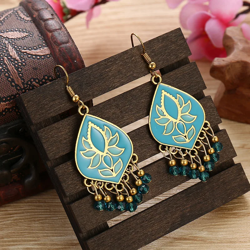 

Ethnic Green Lotus Flower Handmade Beads Indian Jhumki Earrings Fashion Tassel Ladies Earrings Bridal Jewelry Earrings Ethnic
