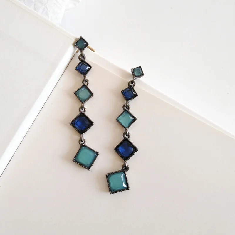 Длинные квадратные клипсы в стиле панк винтажные серьги из смолы с синими