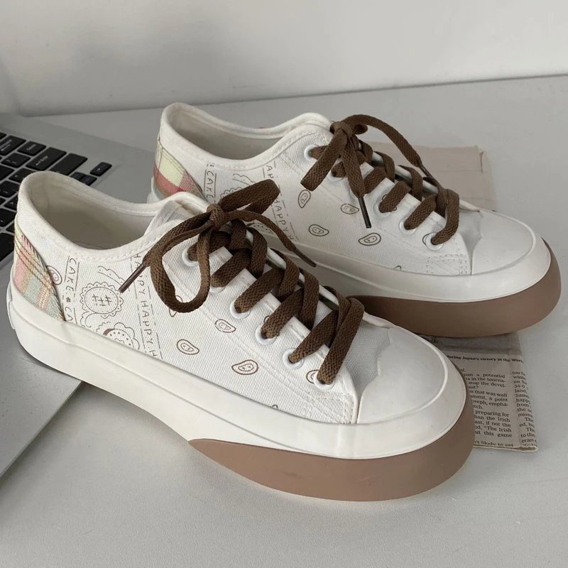 

Woman Vulcanize Shoes Sweet Lace Canvas Shoes For Girls Outdoor leisure walking shoes Summer High Top 2021 New