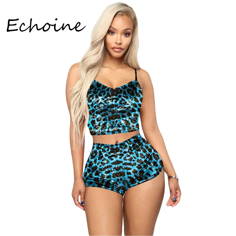 

Женский летний костюм из двух предметов, блестящий укороченный топ с леопардовым принтом и короткие штаны, спортивный костюм большого разм...