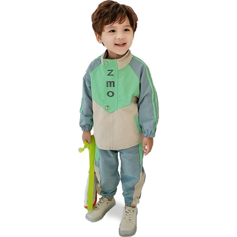 Детский спортивный костюм с длинным рукавом на Возраст 4-8 лет |