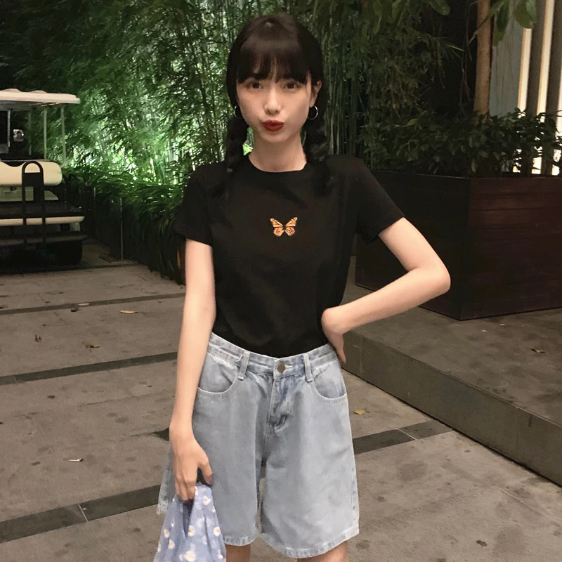 Женская футболка с вышитыми бабочками черная Винтажная в Корейском стиле