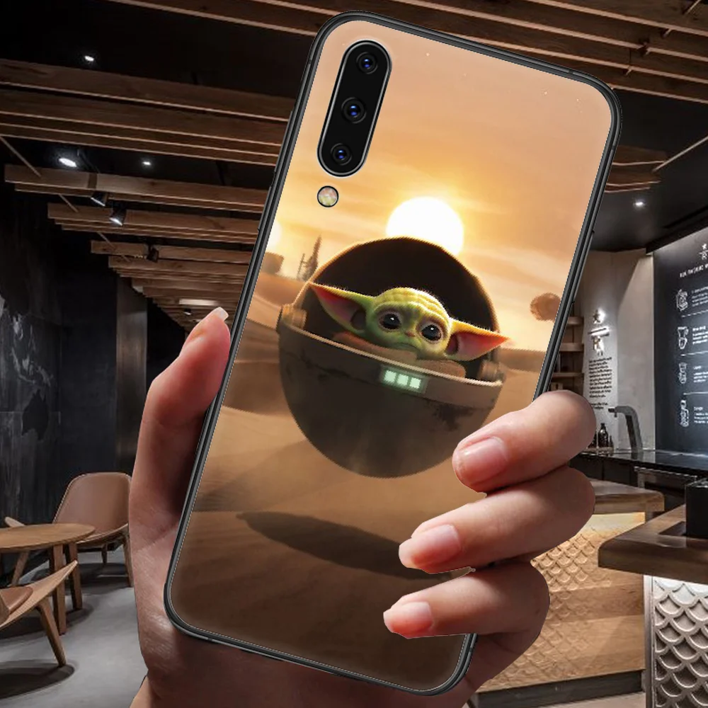 

Cute Lovely Baby Yodae Phone Case For Samsung Galaxy A 3 5 7 8 10 20 20E 21S 30 30S 40 50 51 70 71 black Hoesjes Painting Etui