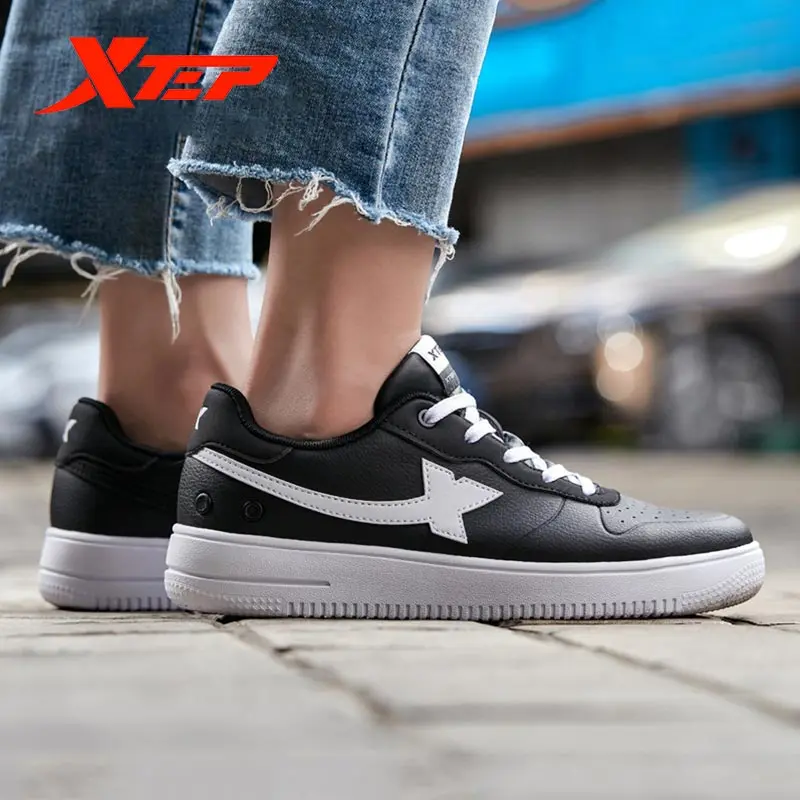 Xtep/женская повседневная обувь для скейтбординга Женская белая кожаная Удобные