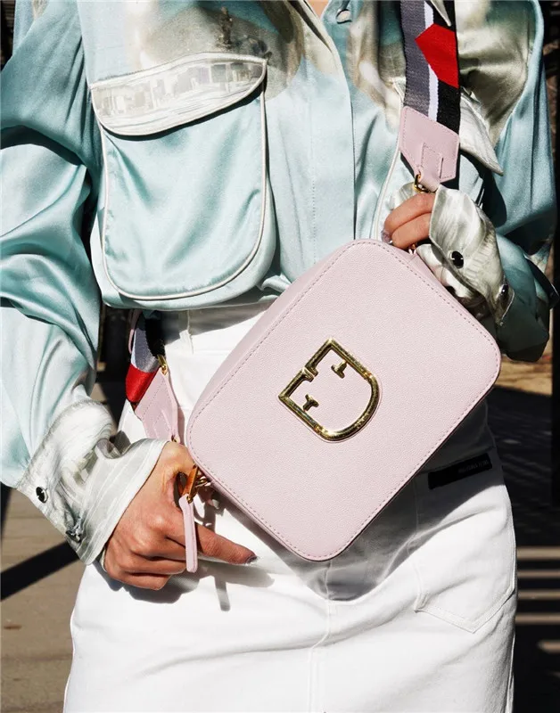 Новое поступление, оригинальные женские сумки FURLA, высококачественные черные меховые сумки, Размер 20 см x 14 см x 7 см