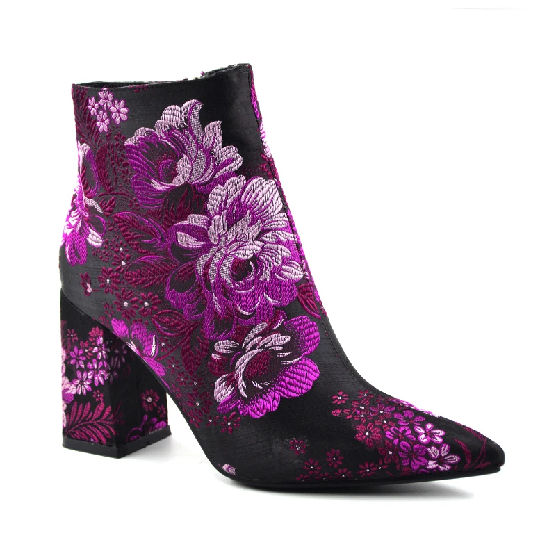 Женские ботильоны с вышивкой высокие ботинки в стиле ретро на высоком каблуке