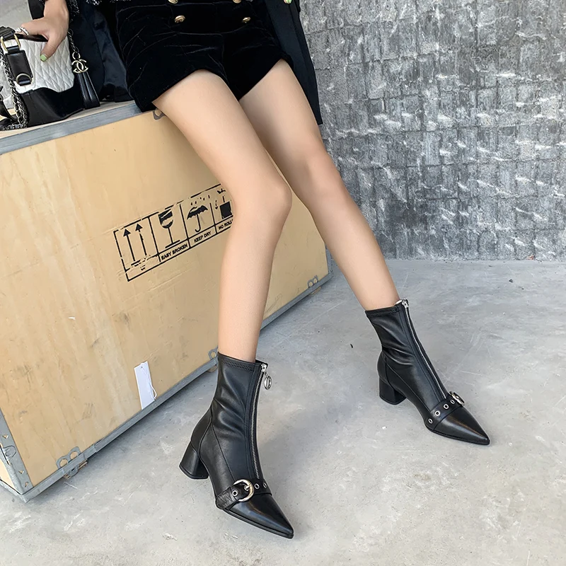 Новинка 2019 осенне-зимние Ботинки Martin кожаные ботинки на молнии спереди с острым