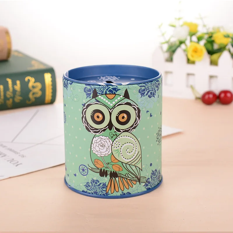 

Crafts Tinplate Round Pen holder Piggy Bank Money Box Owl Metal Coin Bank Money Saving Box Home Decoration Gift For Kids