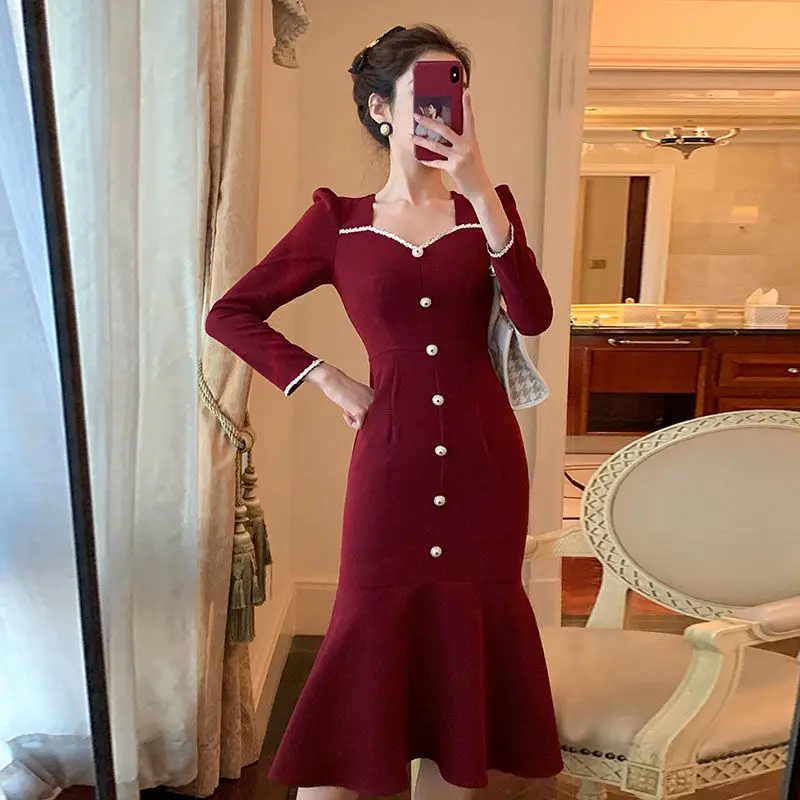 

Spring Autumn 2021 Vintage Slim Sexy Long Sleeve Square Collar Gold Velvet Party Dress Lady Evening Midi Dresses for Women Y423