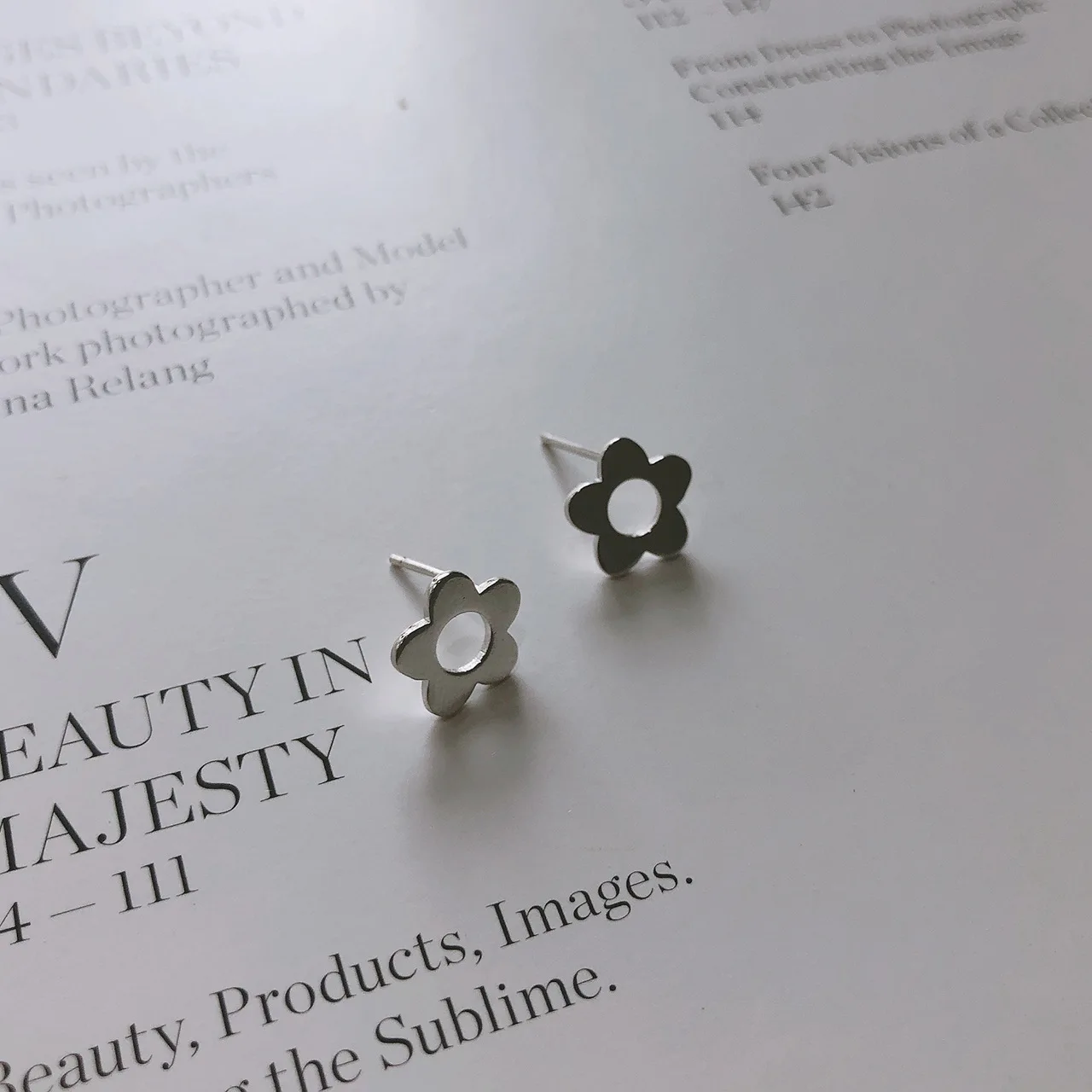 

S925 pure Sterling silver elegant small flower stud earrings Korea style girl fashion women earrings jewelry gift