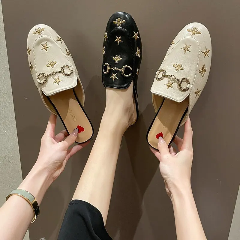 

Роскошные кожаные тапочки, женская обувь, изысканные сандалии с вышивкой пчелы, женские туфли-лодочки, женские сланцы, модные летние лоферы