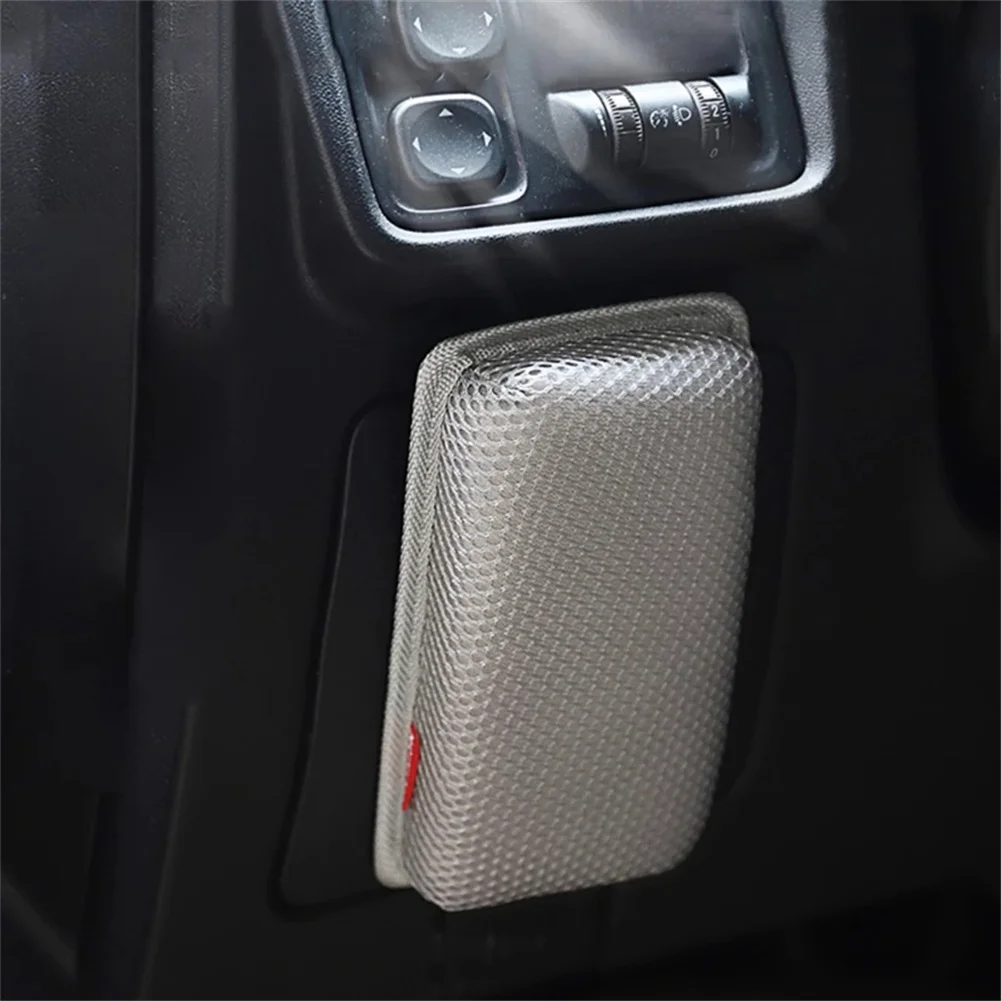 

1 Pcs Car Knee Pad Cushion Leg Pad Pillow Comfortable Sandwich Mesh High Elastic Sponge Mat Universal Car Interior Accessories