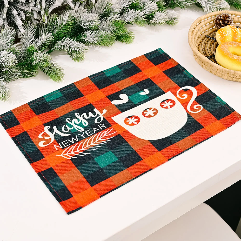 

4 Pieces Printed Table Mat Christmas Decoration Home table Decoration Christmas Table Mat Fabric 44x30cm Absorbent Tablecloth