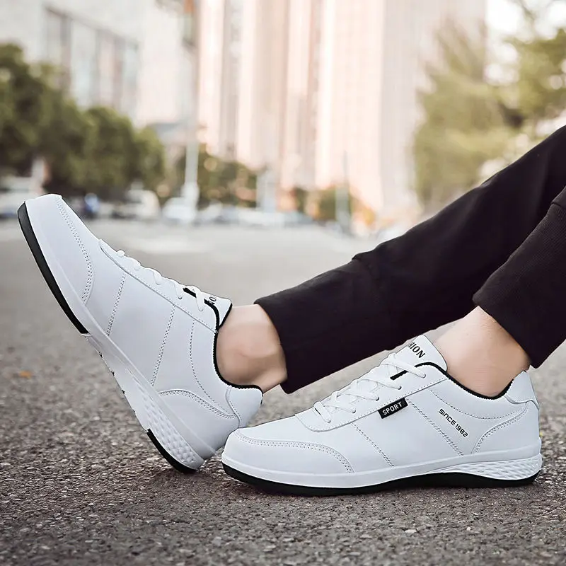 

Men Sneakers Fashion Men Casual Shoes Leather Breathable Man Shoes Lightweight Male Shoes Adult Tenis Zapatos Krasovki d56