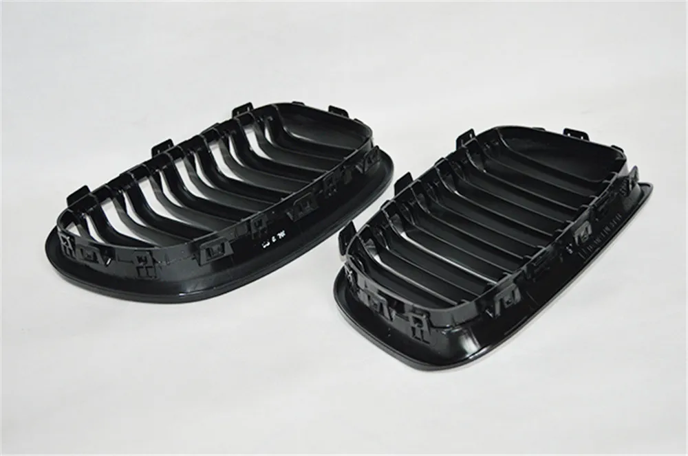 1 пара стильных автомобильных передних глянцевых черных гоночных грилей для BMW F20