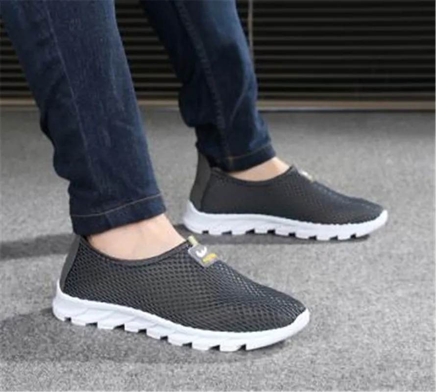 

Men Running Shoes Breathable Lightweight Comfortable Athletic