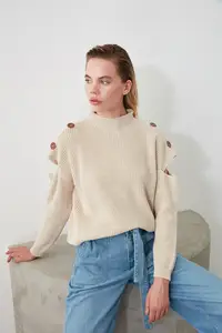 Вязаный свитер с вырезами и вырезами TWOAW21KZ0982