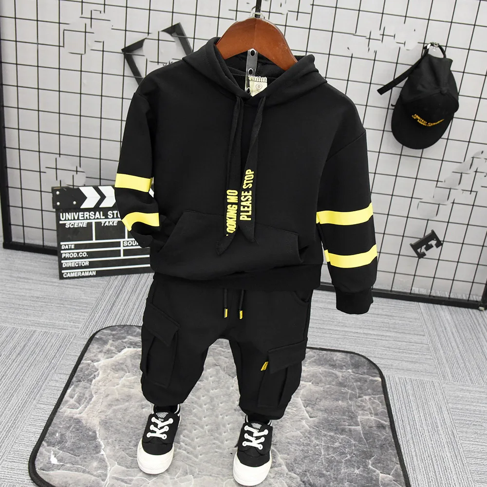 Детский спортивный костюм из двух предметов на возраст 2-7 лет |