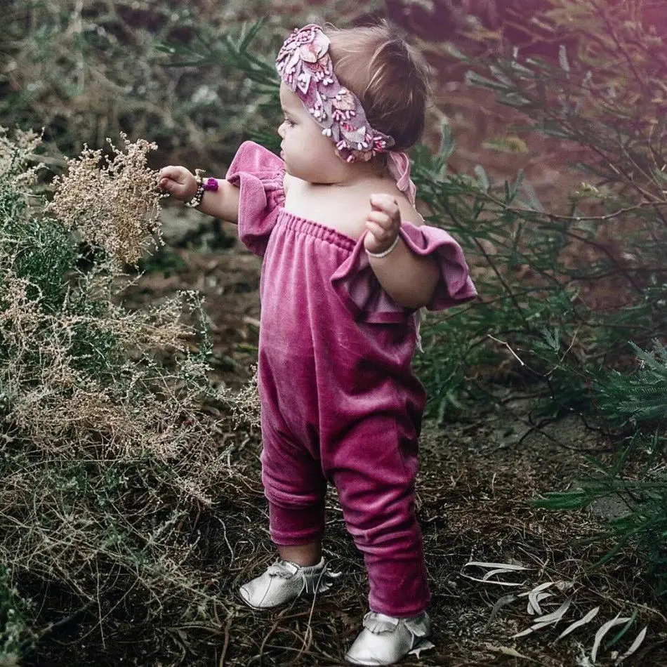 Новый модный бархатный комбинезон с открытыми плечами для новорожденных девочек