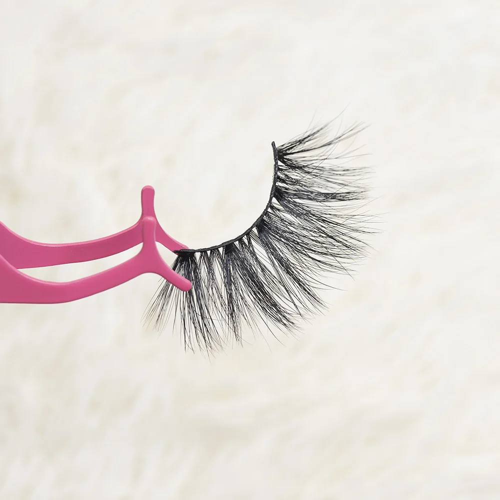 

Love Squirrel 3DMink Square Box Custom Packaging Label Makeup Dramatic Long Mink Lashes Thick Stirp Resuable 25mm