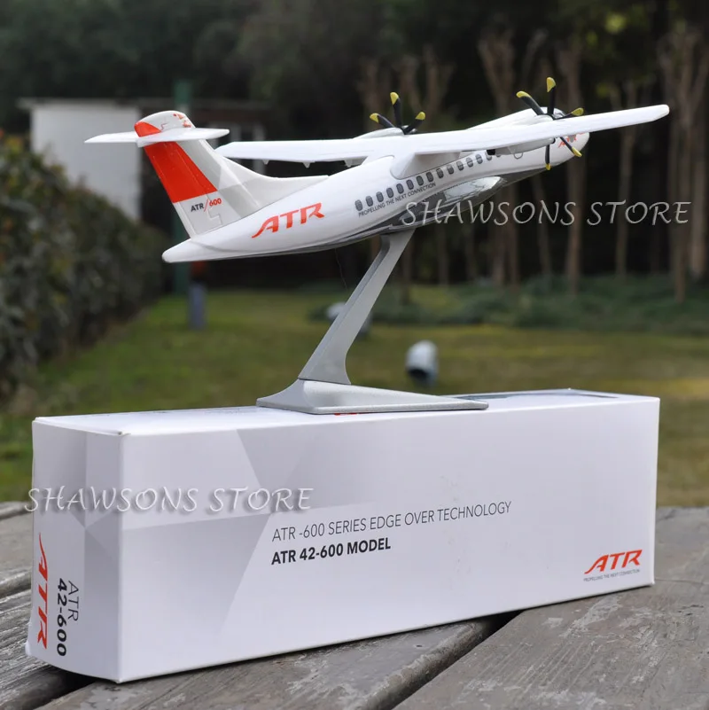 1:100 Масштаб Модель самолета коллекция ATR 42-600 авиалайнер миниатюрная Игрушечная копия самолета