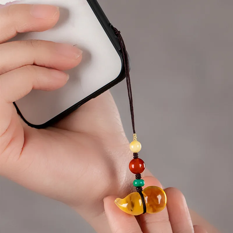 

Natural beeswax mobile phone chain Fulu gourd U disk pendant personality creative simple mobile phone chain gift unisex keychain