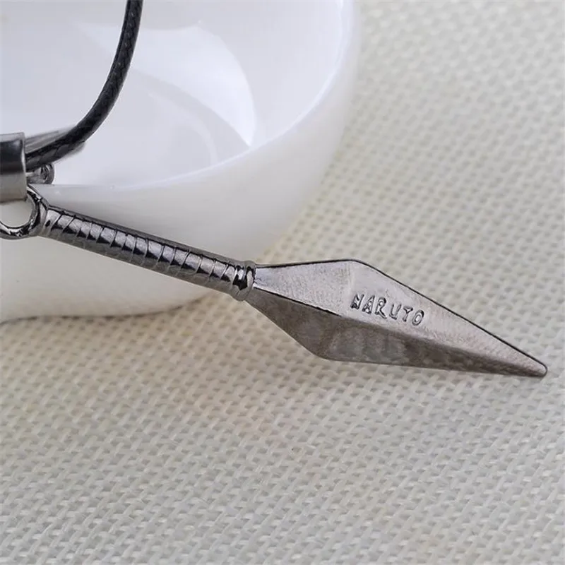 NARUTO Anime Cosplay Shuriken Ninja Dart Necklace Pendant Fashion Accessories Keychain Leather Rope Boy Girl Gift Hot |
