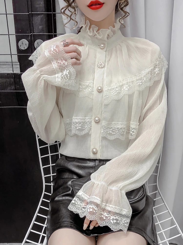 

2021 spring new cut-out ear edge stitching lace top versatile slim chiffon shirt women's fashion women shirts blouses O-Neck