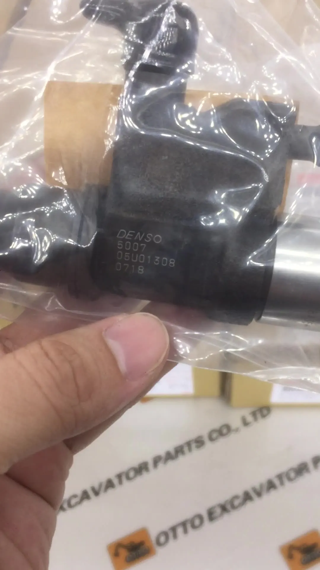 Инжектор двигателя для экскаватора