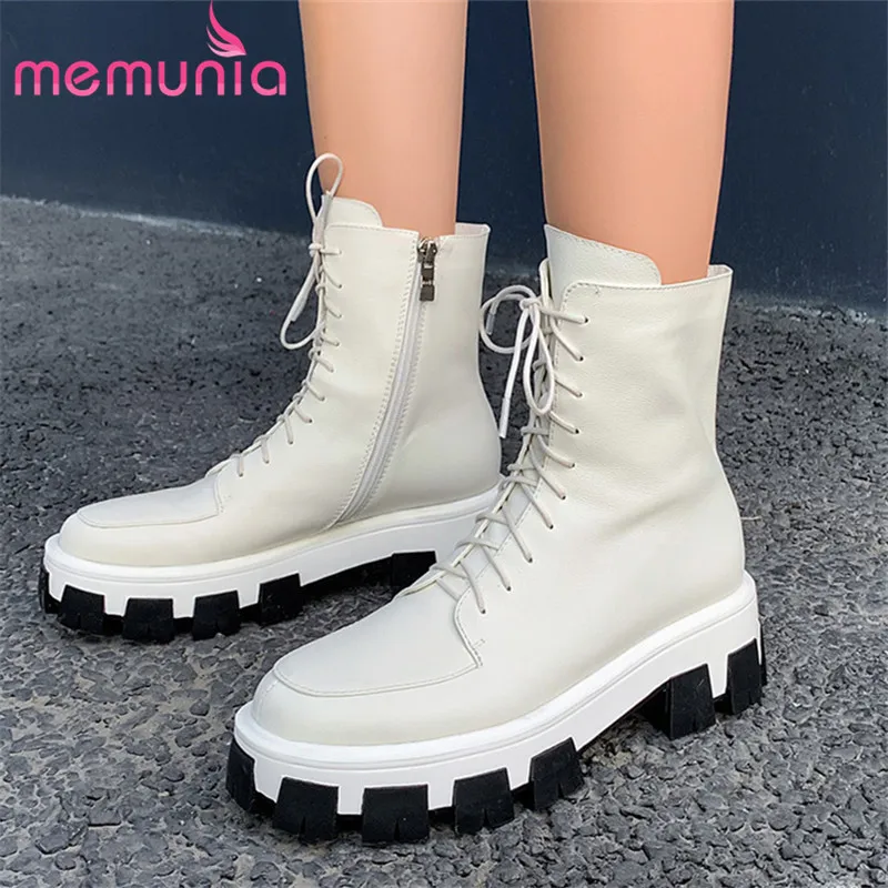 

Женские ботинки на танкетке, с круглым носком, на молнии