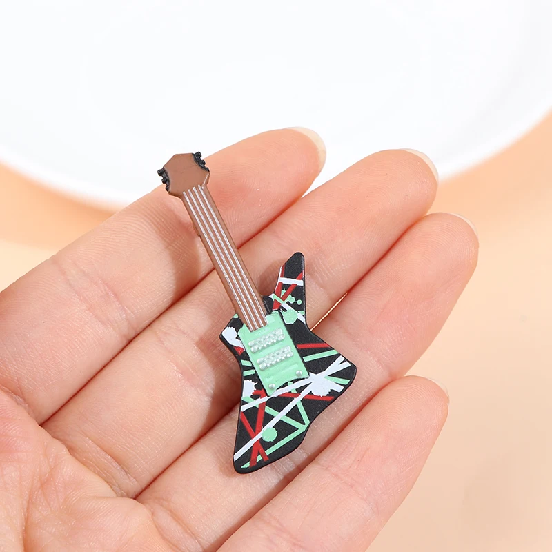 

Fashion 2Pcs Mini Guitar 1:12 Dollhouse Miniature Musical Instrument Guitar Doll Decor