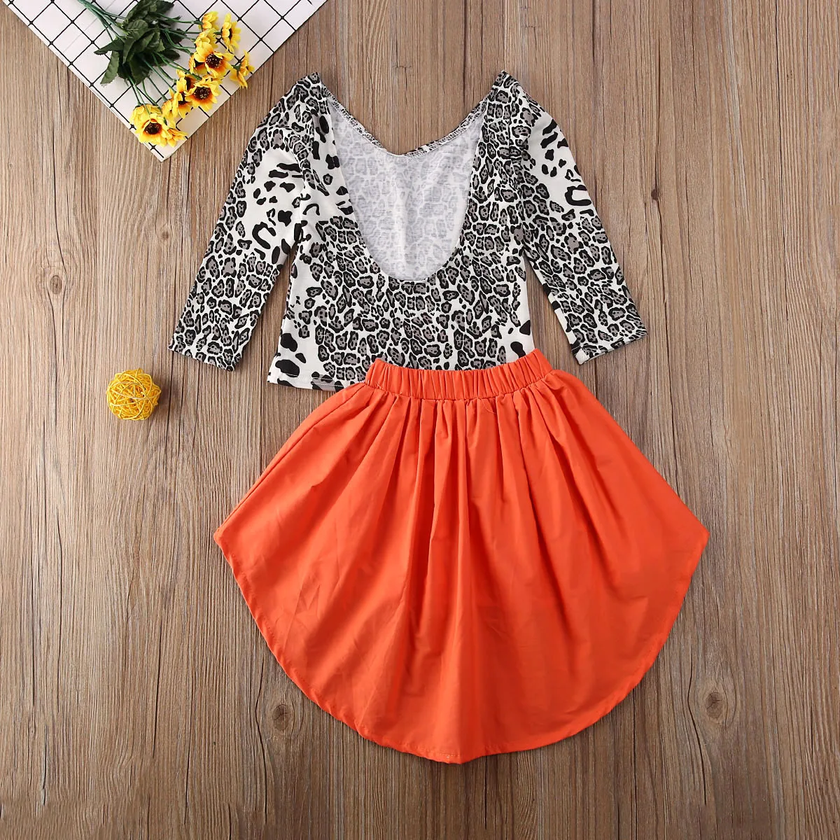 Детская футболка с длинным рукавом и леопардовой юбкой|Комплекты одежды для
