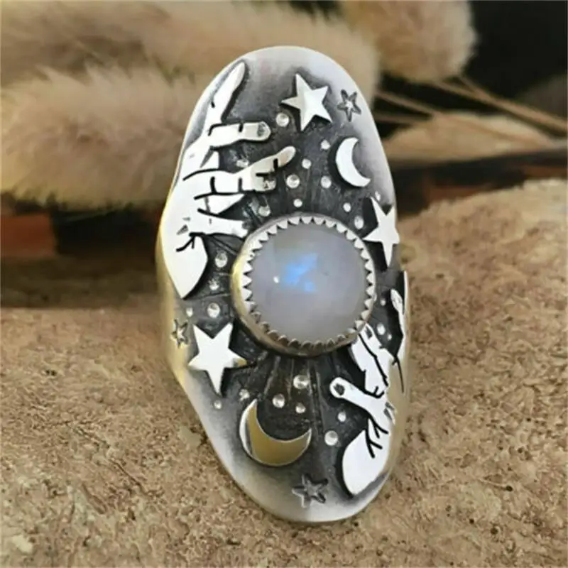 

Ethnic Style Creative Round Moonstone Magician Ring Retro Bohemian Female Corpse Ring Engagement Jewelry Gift