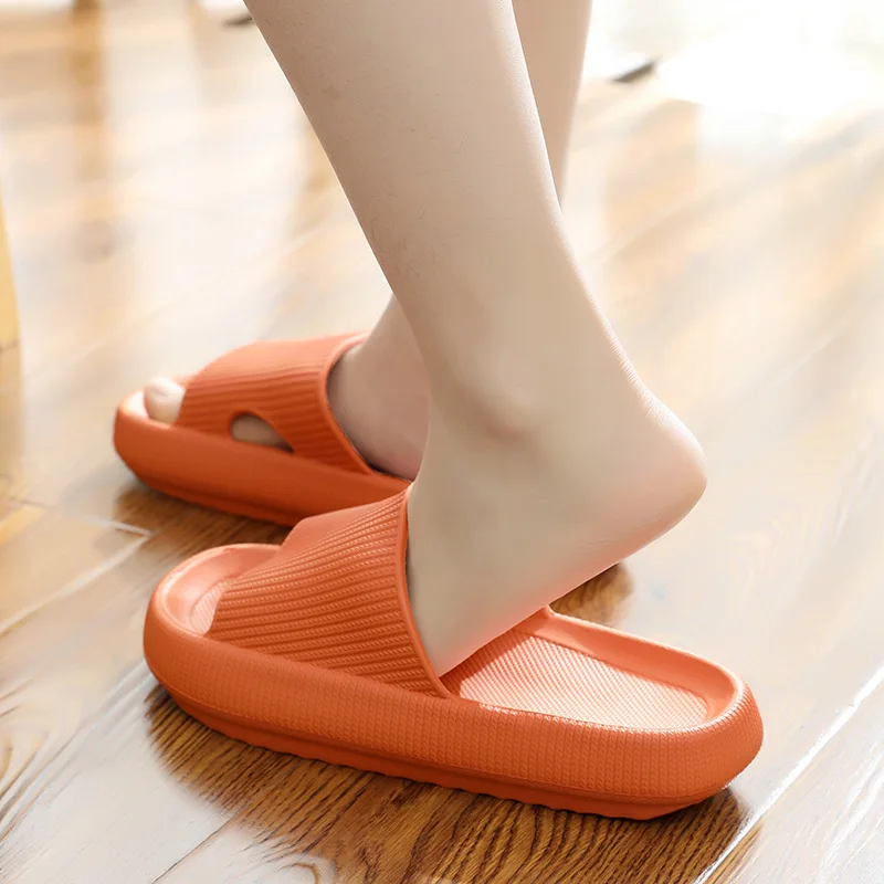 

Women's Sandals Summer 2021 House Indoor Thick Platform Slippers Female Soft Sole Bathroom Anti-Slip Floor Slides Man Home Shoes