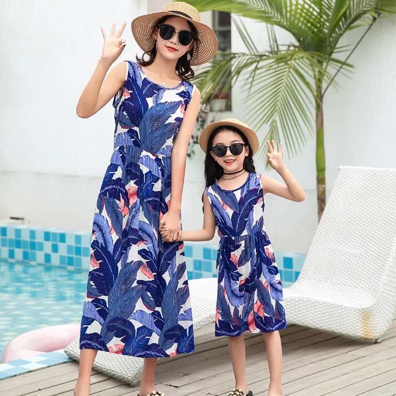 

Flower Print Mother Daughter Matching Dresses Family Look Mommy and Me Clothes Outfits Mom Mum & Baby Women Girls Dress